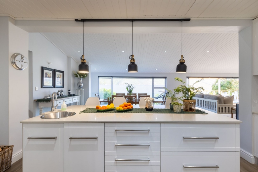 4 Bedroom Property for Sale in The Heads Western Cape